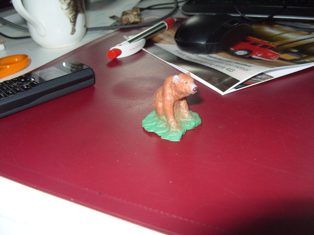 Beer, dierfiguur Bullyland, 4 cm, Verzamelen, Dierenverzamelingen, Ophalen of Verzenden, Gebruikt, Wild dier, Beeldje of Figuurtje