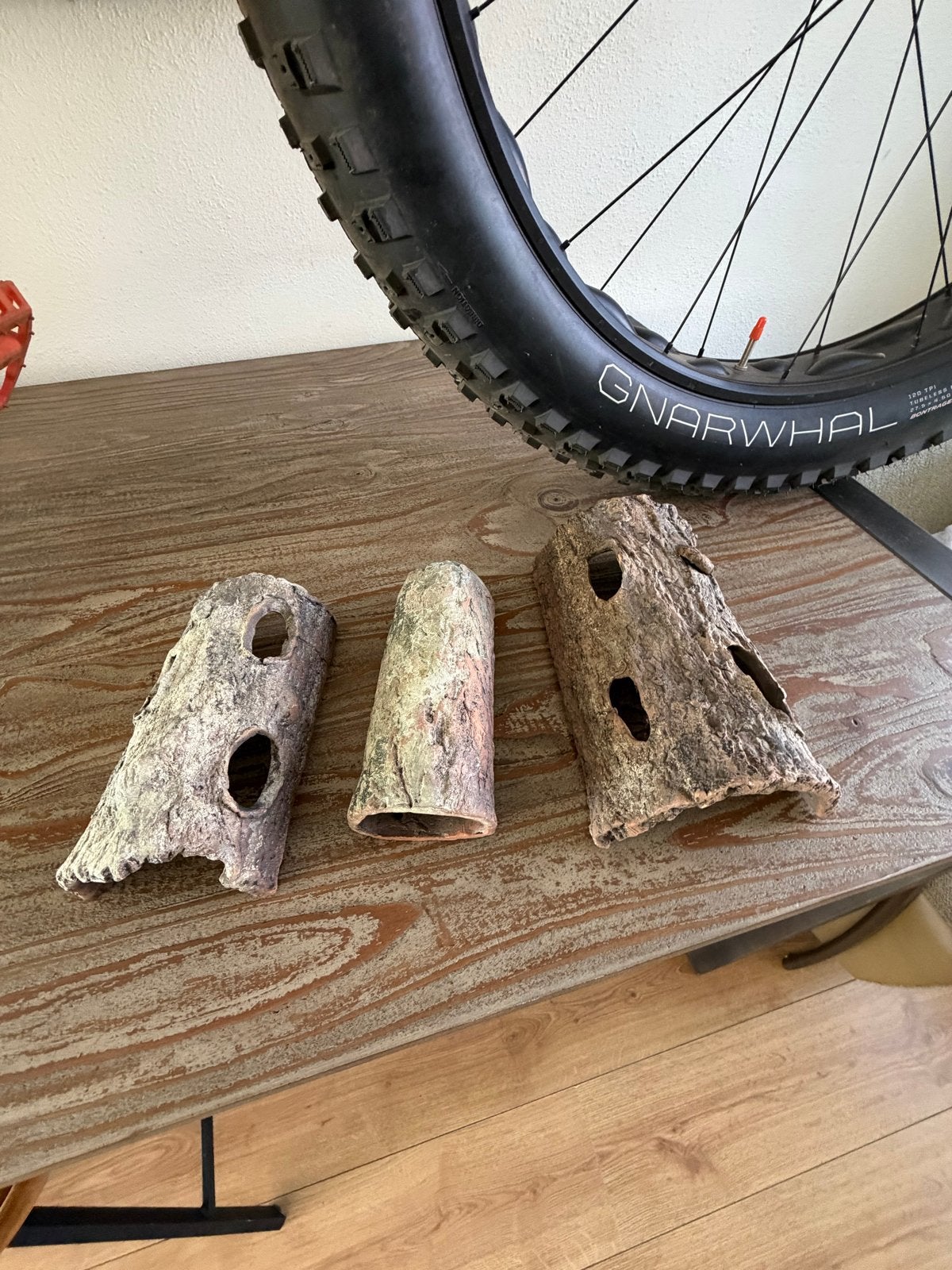 Ceramic Nature 2x boomstam 1x schuilhol, Dieren en Toebehoren, Ophalen of Verzenden, Zo goed als nieuw, Decoratie, Overige merken