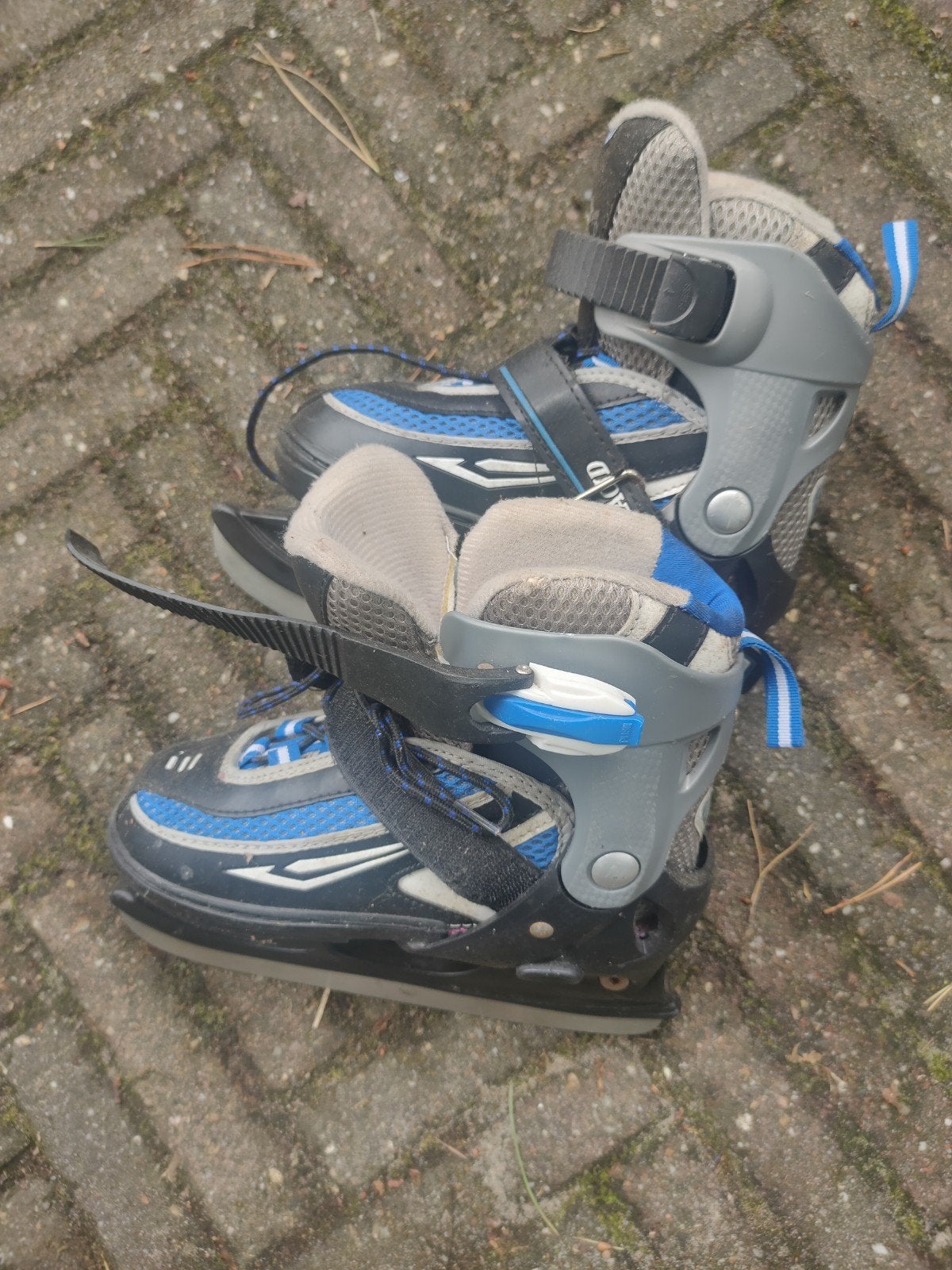 Gratis ijshockey schaatsen voor kinderen - maat J12-2, Sport en Fitness, Ophalen