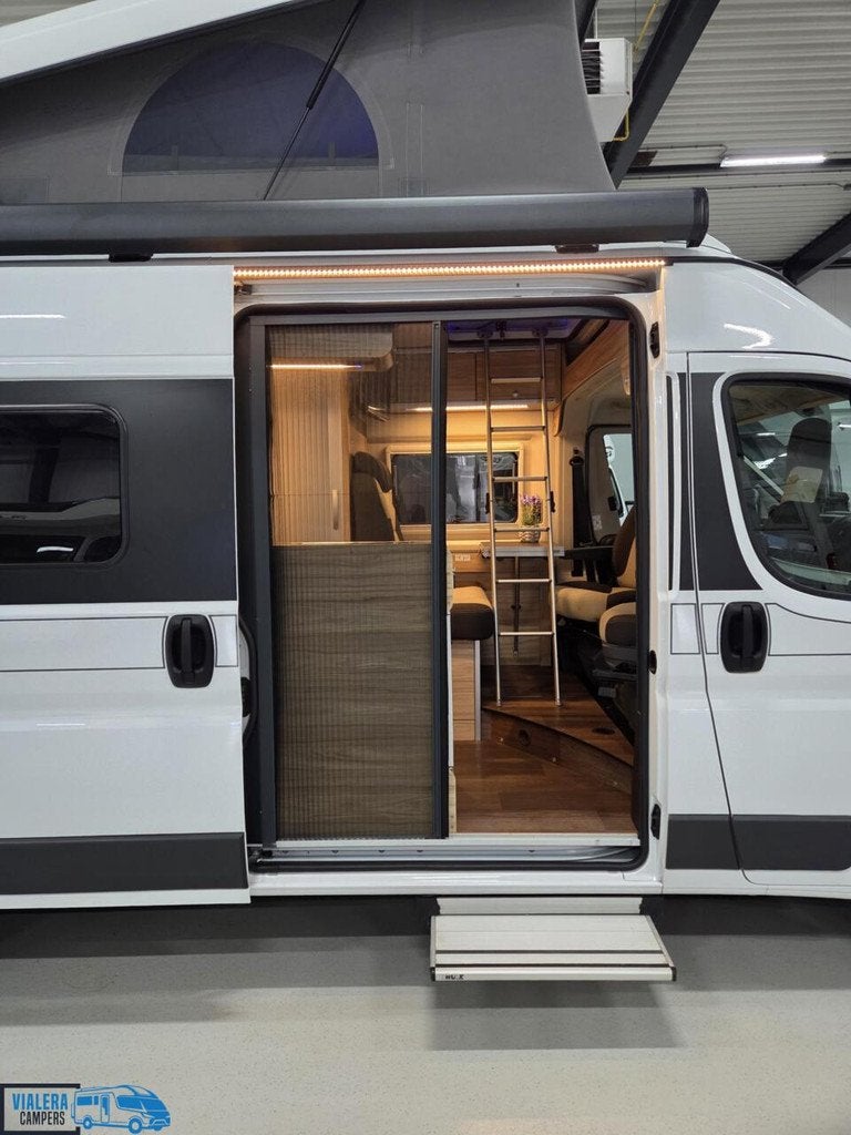 Hymer Yosemite 600 * 6 meter* Lengtebedden *Euro 6, Caravans en Kamperen, Buscamper of Camperbus, 6 tot 7 meter, Bedrijf, Hymer