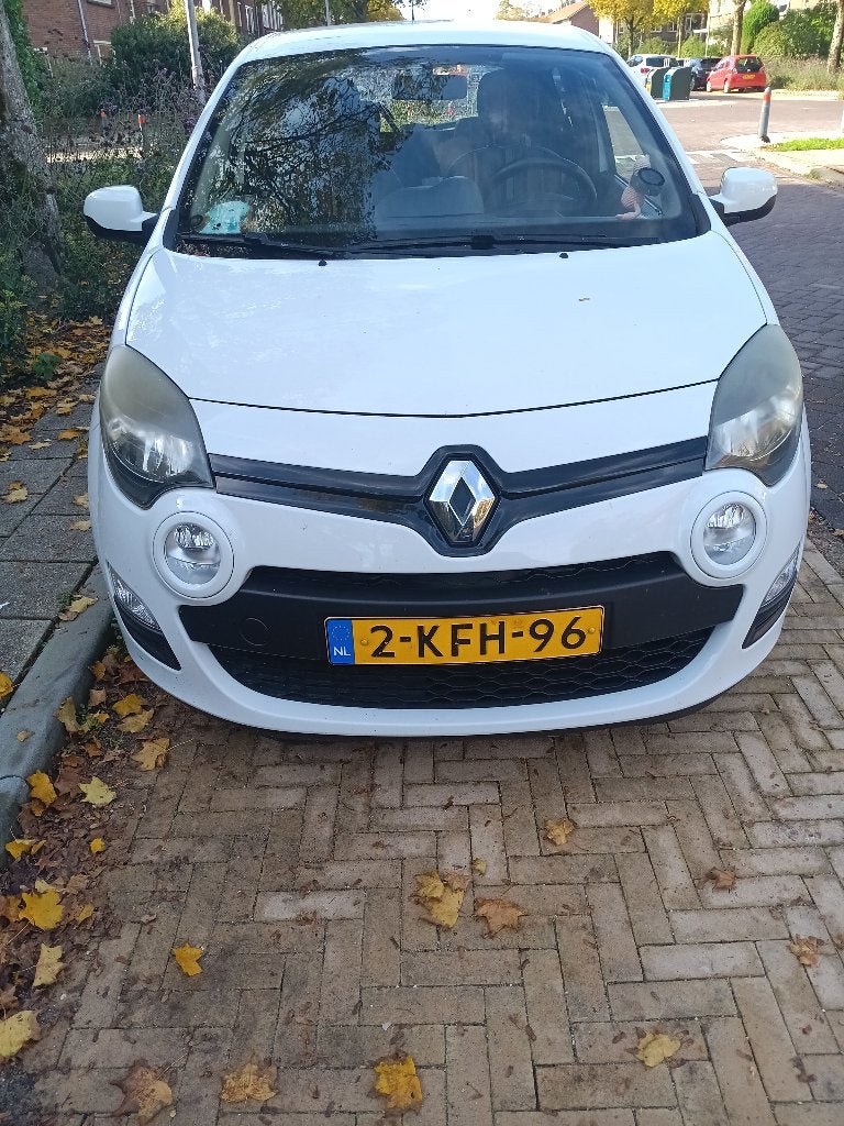 Renault Twingo 1.2 16V 2013 Wit, Auto's, Voorwielaandrijving, 839 kg, 74 pk, Zwart