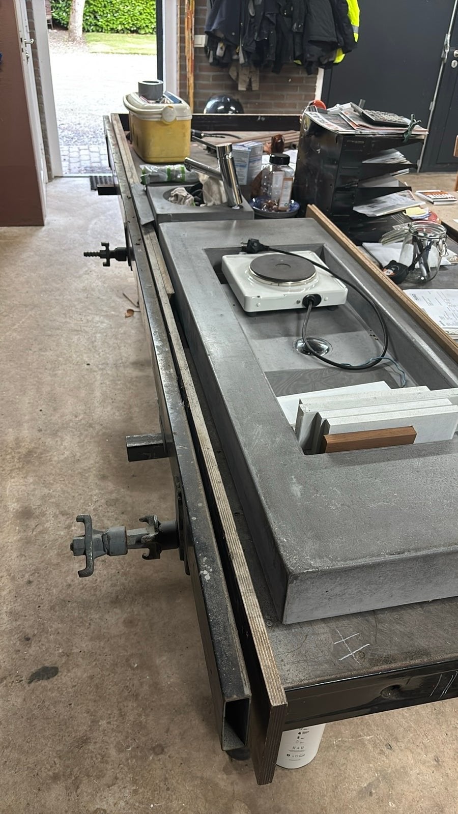Beton Triltafel - Professioneel en Robuust, Ophalen of Verzenden