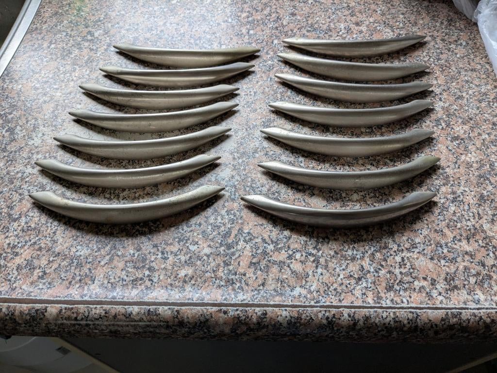 Handgrepen, Huis en Inrichting, Keuken | Keukenelementen, Ophalen, Minder dan 50 cm, Gebruikt, Minder dan 25 cm