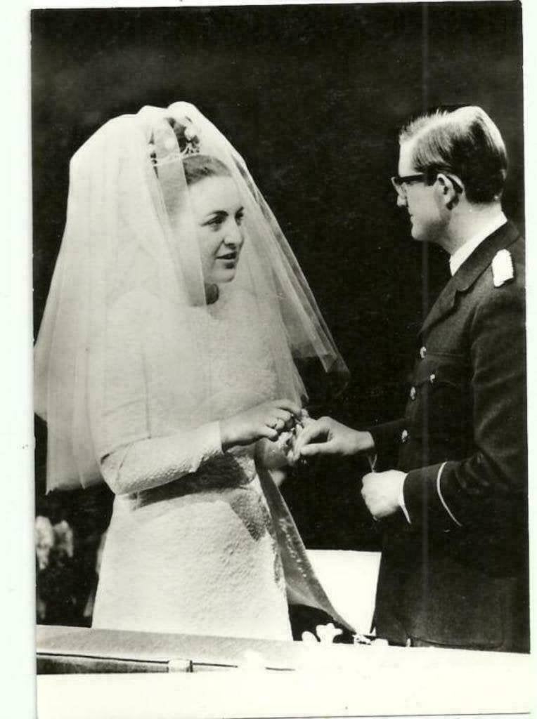 AK Huwelijk Prinses Margriet en Mr. Pieter van Vollenhoven, Verzenden, Zo goed als nieuw, Nederland, Kaart, Foto of Prent