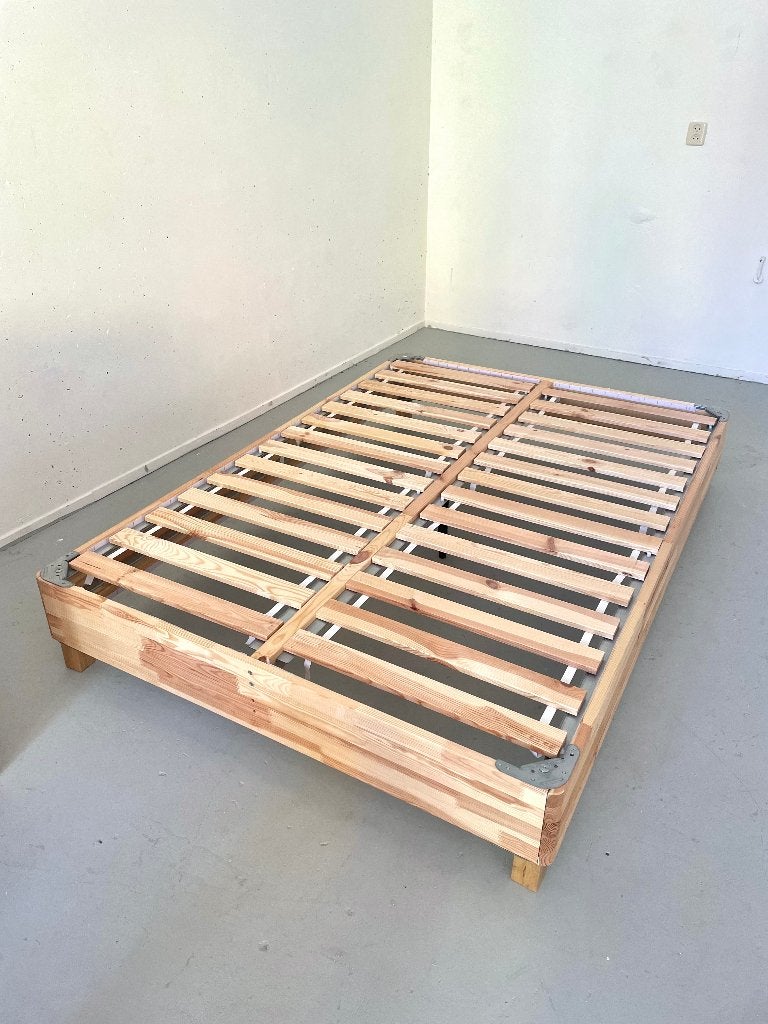 IKEA Bedframe Jenkkisänky 140 x 200, Huis en Inrichting, Slaapkamer | Bedden, Ophalen, Bruin, Tweepersoons, 140 cm