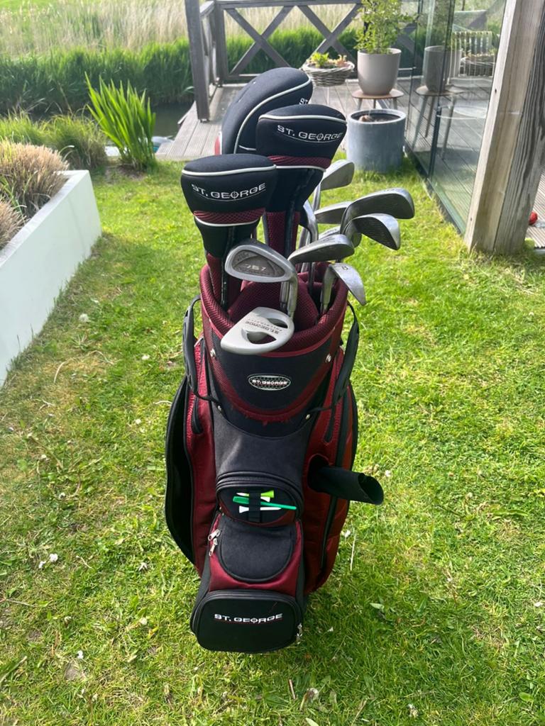 St. George Golfset met tas en clubs, Sport en Fitness, Golf, Gebruikt, Set, Overige merken, Ophalen of Verzenden