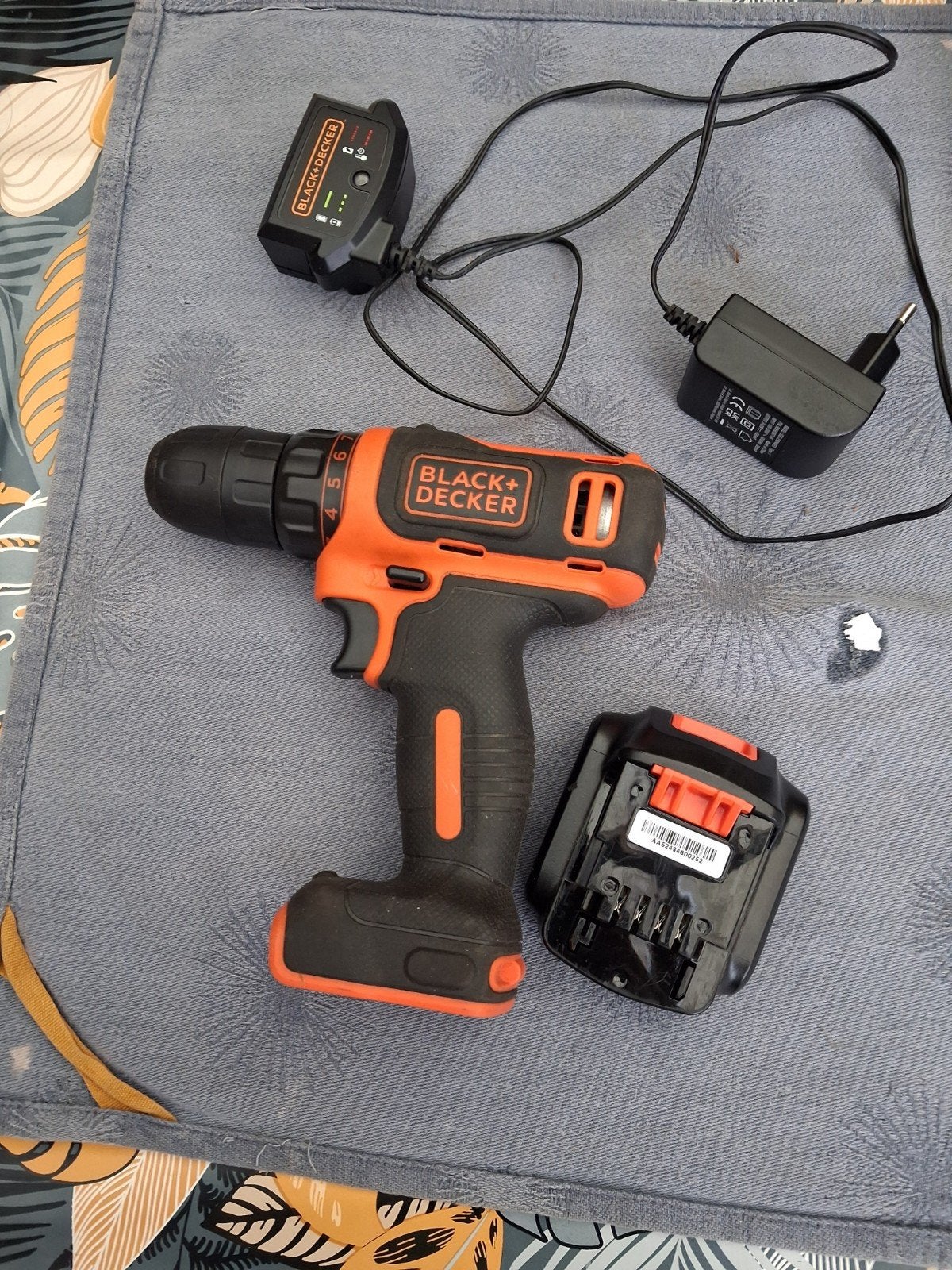 boormachine accu black en decker, Ophalen of Verzenden, Boormachine