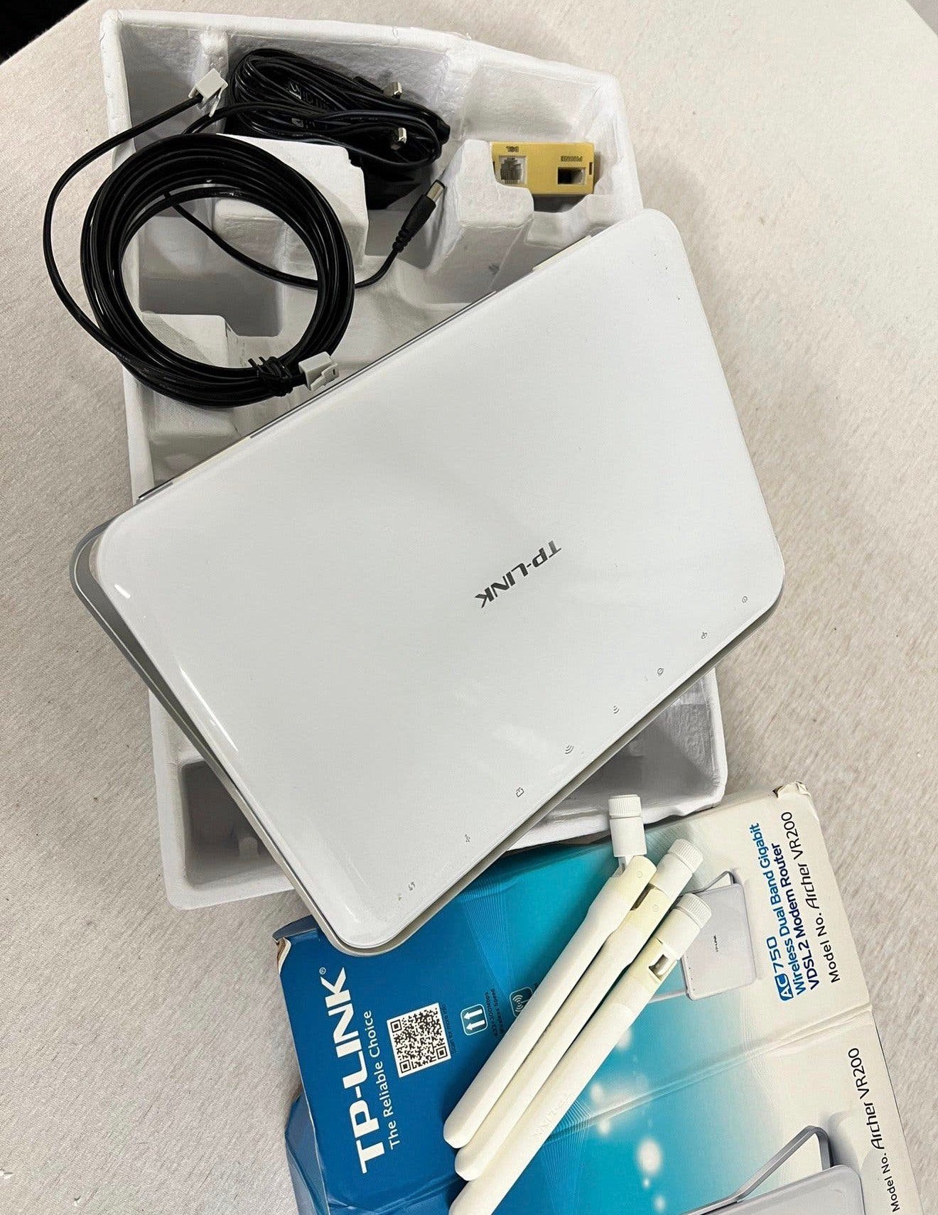 TP-LINK Archer VR200 AC750 modem router VDSL vdsl2 usb poort, Computers en Software, Router met modem, P, P, P