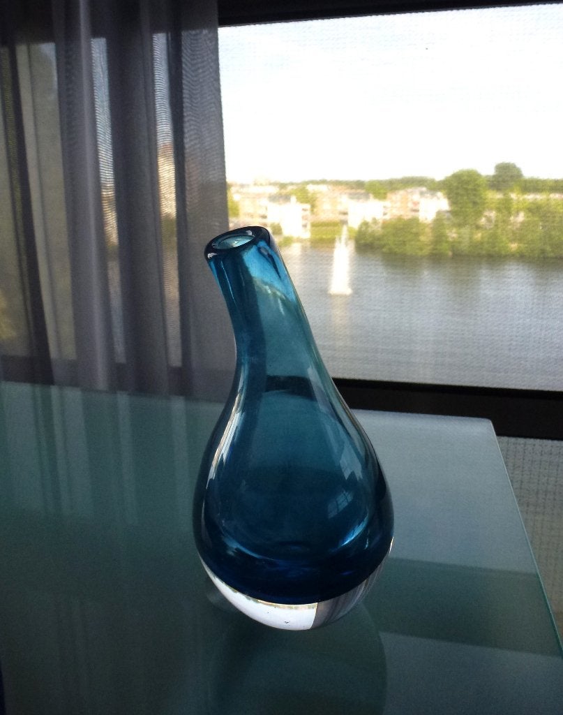 DutZ specifieke 'pizza'-model vaasje in het blauw/ groen, Ophalen of Verzenden, Gebruikt, Blauw, Glas