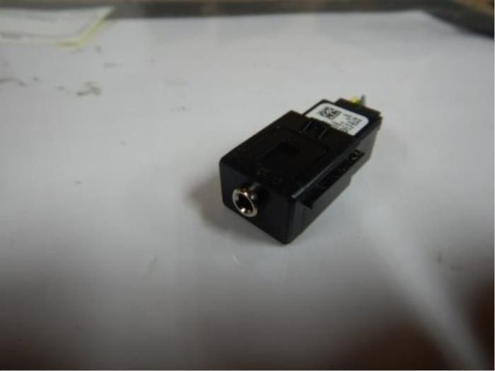 AUX/USB aansluiting Volkswagen Golf (22732788), Auto-onderdelen, Ophalen of Verzenden, Gebruikt