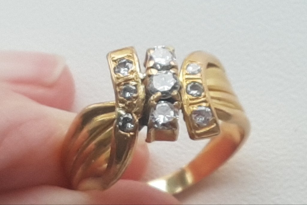 Vintage gouden ring met diamanten 18 karaats, Sieraden, Tassen en Uiterlijk, Ringen, Gebruikt, Verzenden, 17 tot 18, Met edelsteen