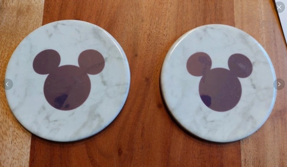 Disney Mickey Minnie Mouse stenen onderzetters 2 stuks, Ophalen, Mickey Mouse, Zo goed als nieuw, Servies