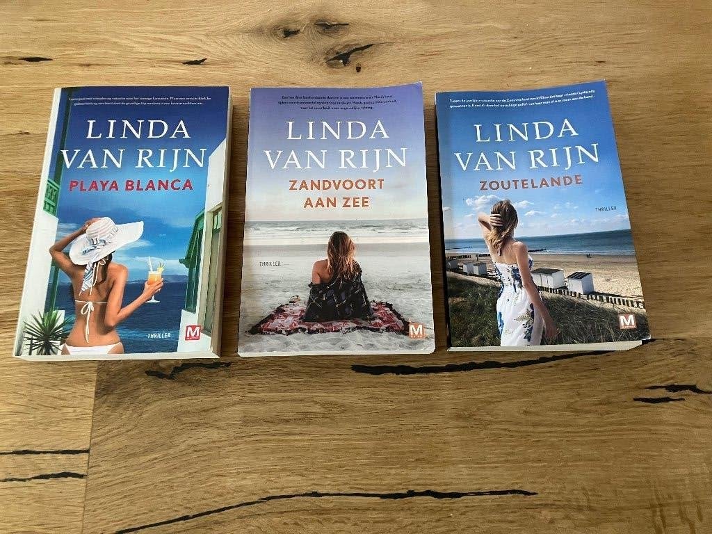 Linda van Rijn Playa Blanca Zoutelande Zandvoort aan Zee, Boeken, Ophalen of Verzenden, Zo goed als nieuw