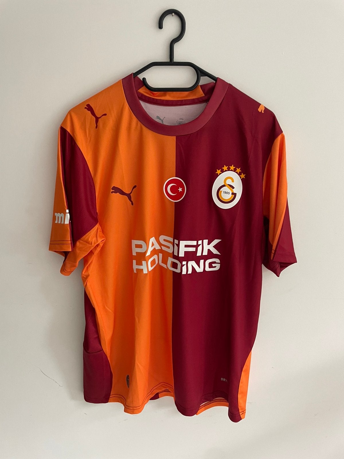 Galatasaray 2026/27 Osimhen Thuisshirt – Maat L, Sport en Fitness, Ophalen of Verzenden, Zo goed als nieuw, Shirt