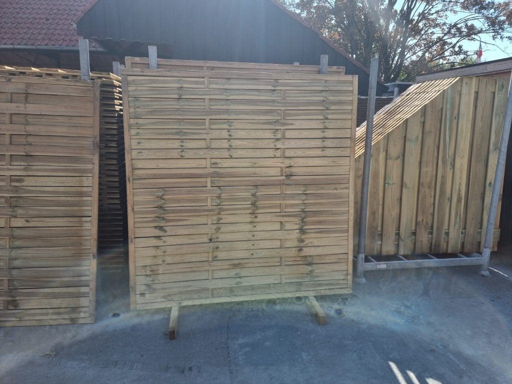 Geïmpregneerd vlecht tuinscherm ‘’budget’’ Opruiming €15,00