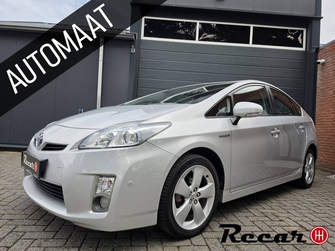 Toyota Prius - 1.8 Dynamic Business/Hud/Nav/Camera/Pdc, Auto's, Automaat, Gebruikt, 4 cilinders, Leder