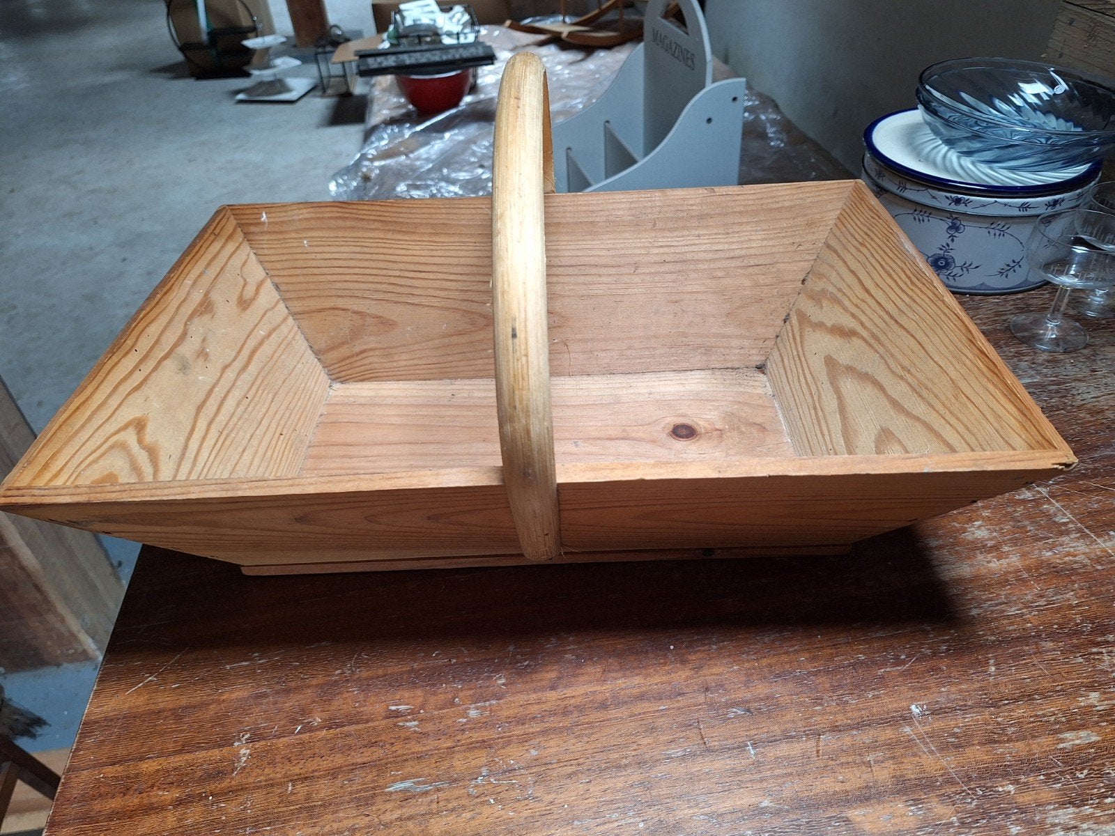 Oude Franse houten plukmand, Ophalen