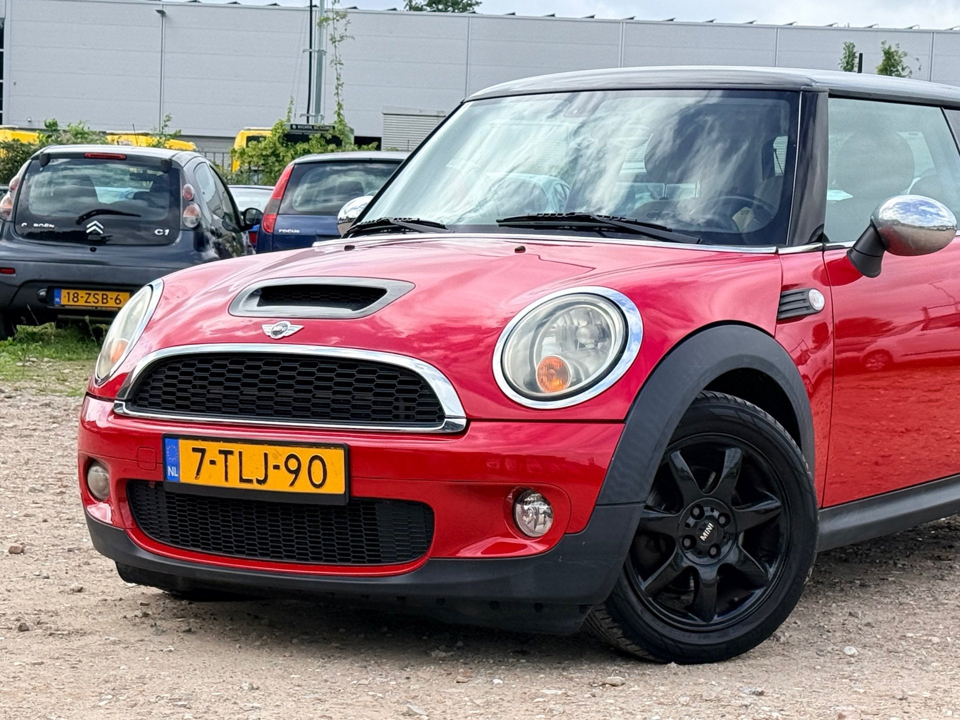 Mini 3-Deurs 1.6 Cooper Pepper/ LEDER/ VELGEN, Voorwielaandrijving, Gebruikt, 750 kg, 4 cilinders