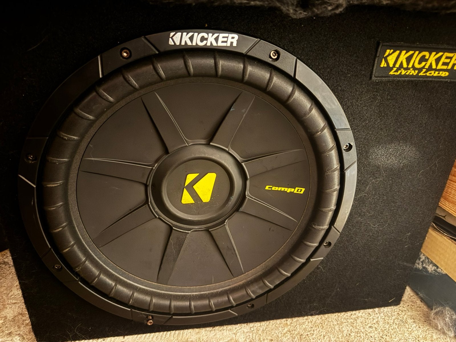 kicker comp sub defect, Auto diversen, Autospeakers, Ophalen of Verzenden, Zo goed als nieuw