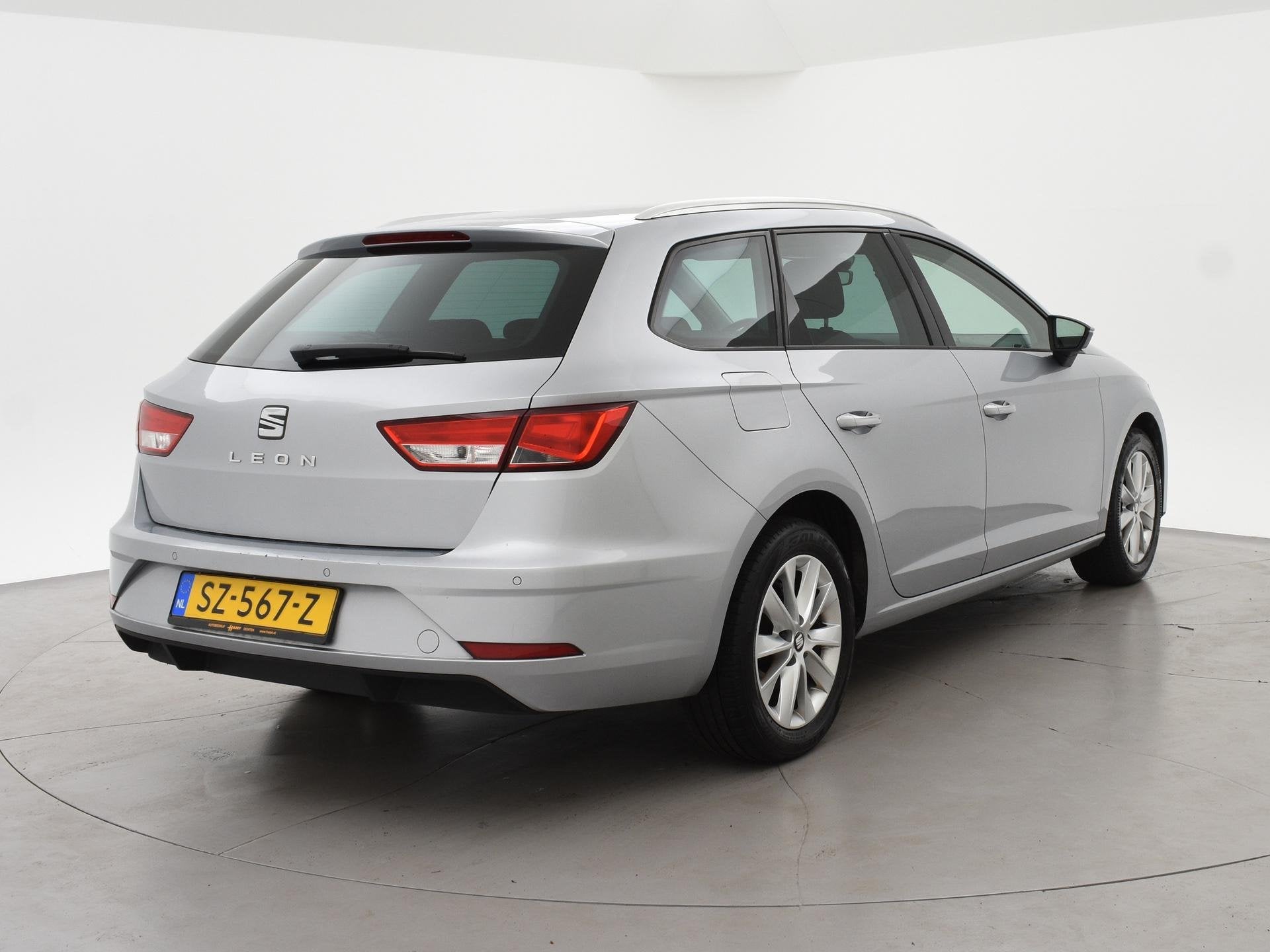 SEAT Leon ST 1.4 EcoTSI 150 PK STYLE BUSINESS + CARPLAY | DA, Auto's, Stof, Gebruikt, Euro 6, 4 cilinders