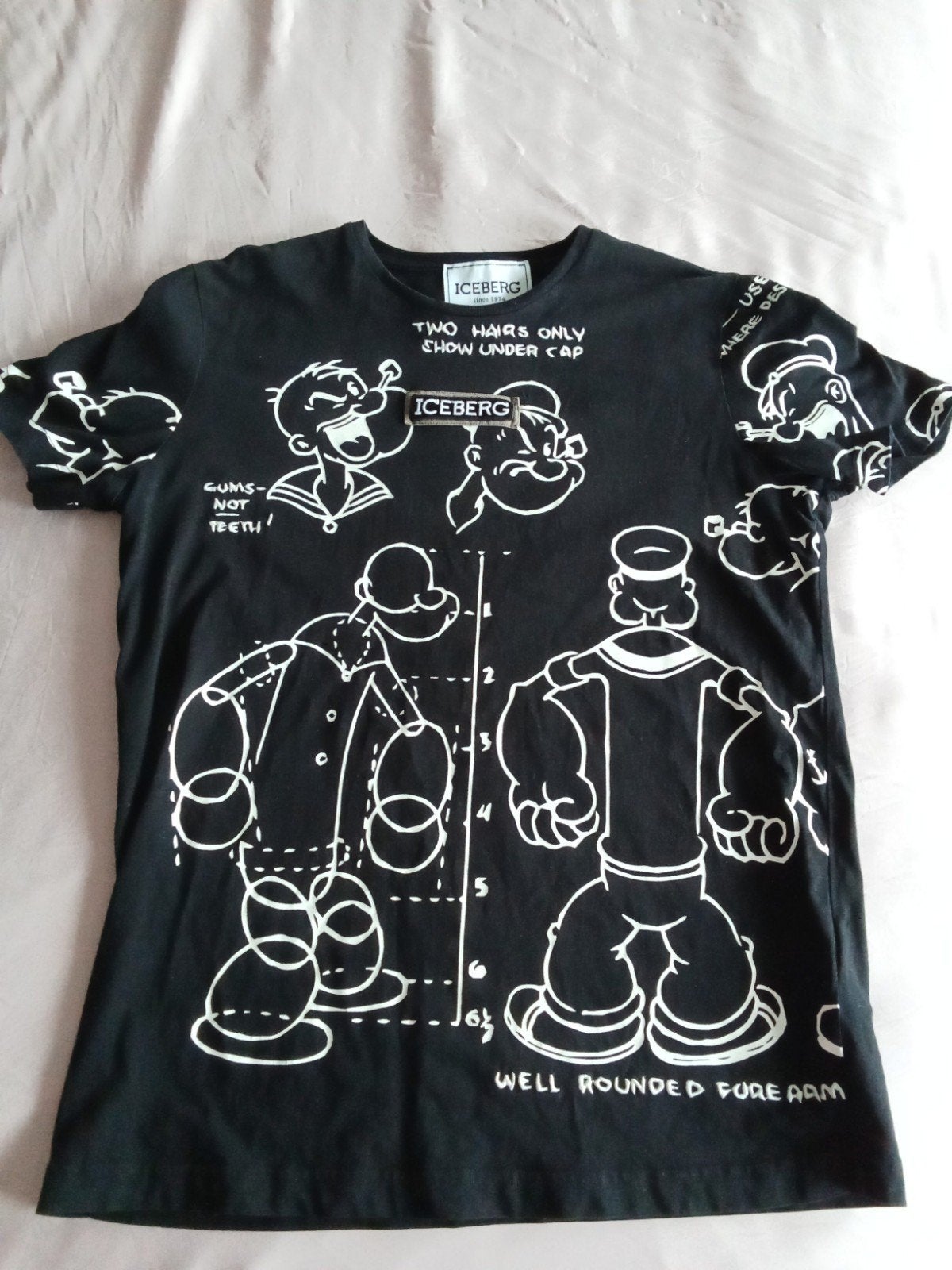 Iceberg t-shirt popeye maat L
Valt iets kleiner, Kleding | Heren, Maat 52/54 (L), Zwart, Ophalen of Verzenden, Gedragen