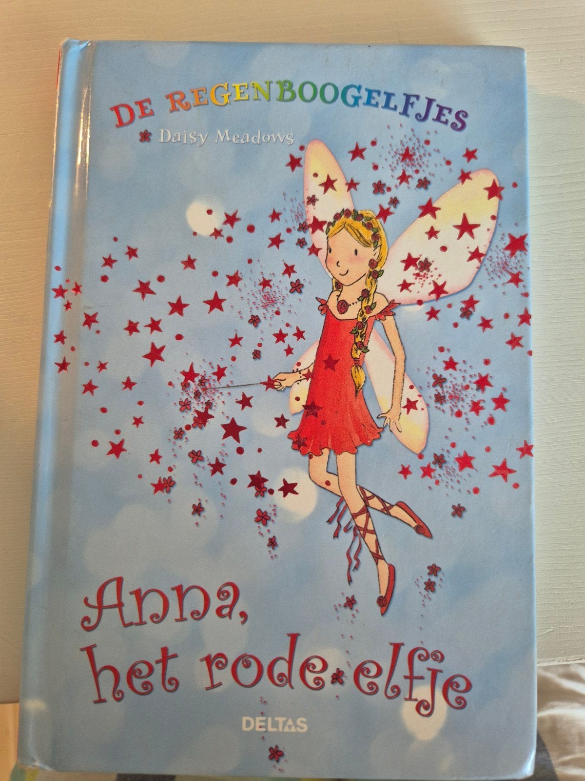 De Regenboogelfjes: Anna, het rode elfje, Ophalen of Verzenden, Gelezen, Daisy Meadows, Sprookjes