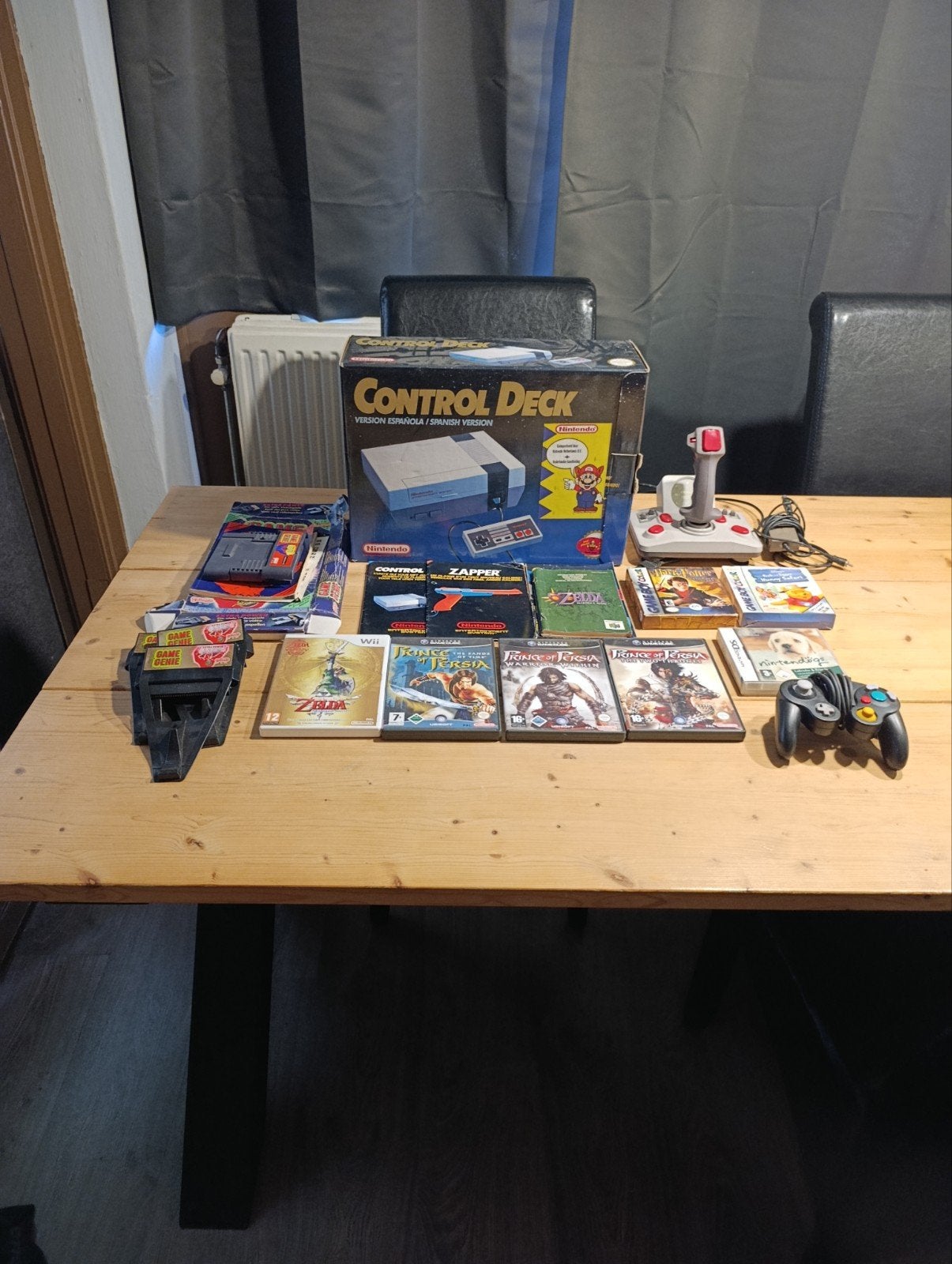 Nintendo NES Control Deck, Game Genie en diverse games, Spelcomputers en Games, Spelcomputers | Nintendo NES, Ophalen of Verzenden