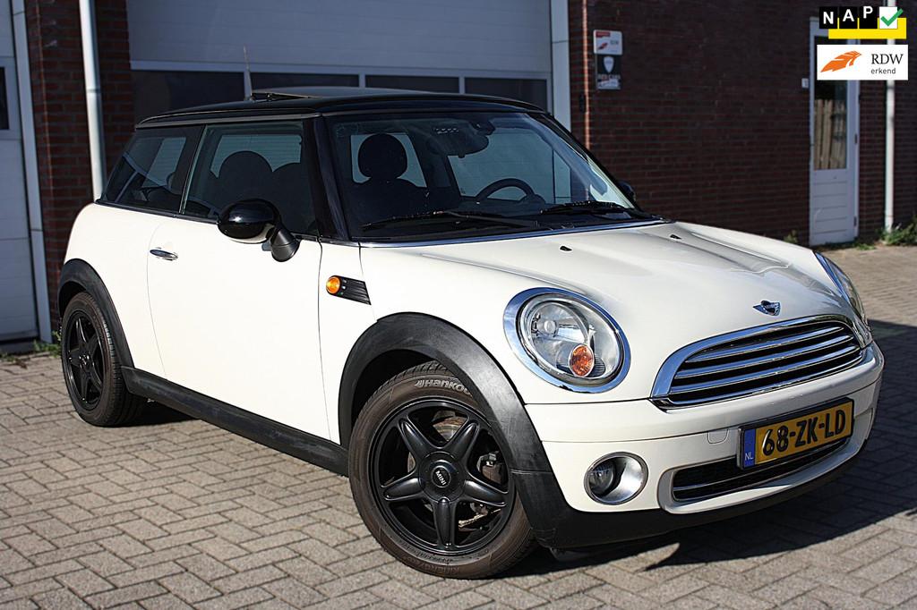 Mini Mini 1.6 Cooper Pepper - Panorama dak - Airco - Nap - 6, Auto's, Mini, Voorwielaandrijving, Gebruikt, 750 kg, 4 cilinders