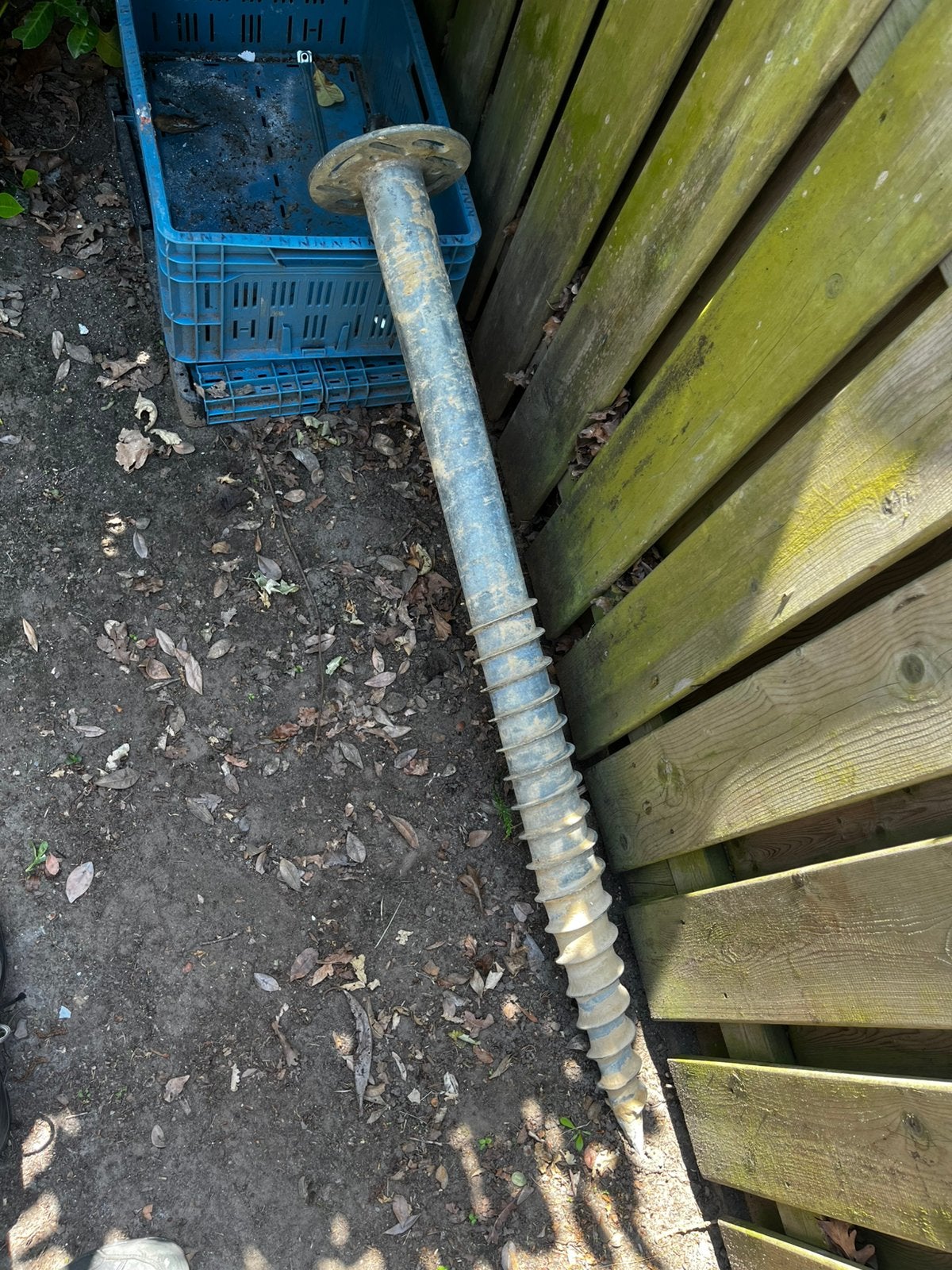 Schroeffundering grondanker met lus. 125 cm, Ophalen, Zo goed als nieuw