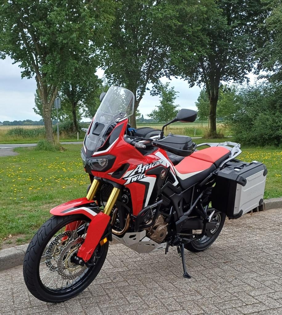 Honda CRF1000 Africa Twin DCT 2016., Motoren, Motoren | Honda, 2 cilinders, Motorrijbewijs A, Gebruikt, Particulier