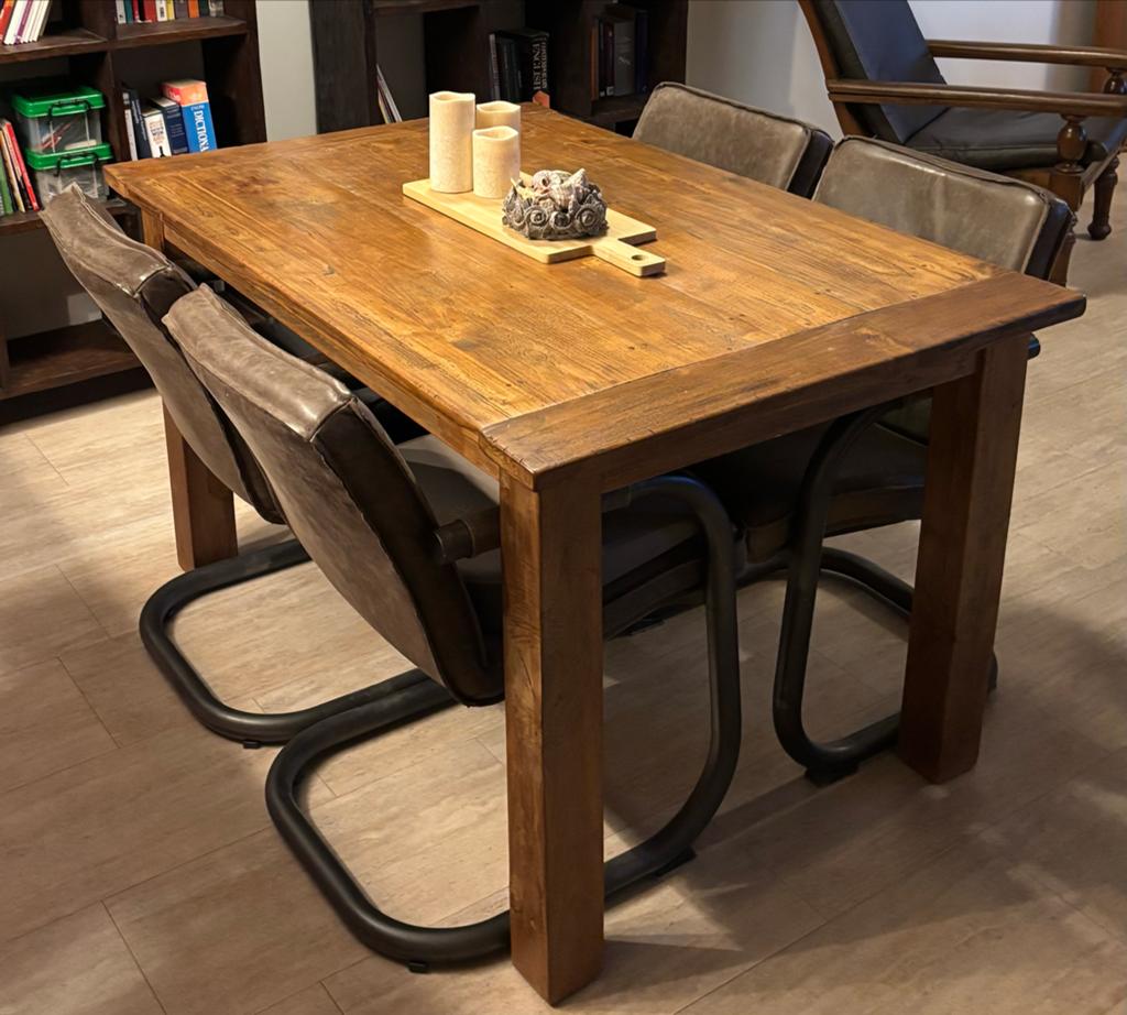 Robuuste houten eettafel exclusief de stoelen, Huis en Inrichting, Tafels | Eettafels, Ophalen, Gebruikt, 100 tot 150 cm, 50 tot 100 cm