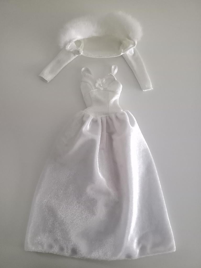 Barbie Fashion Avenue Bridal #17625 uit 1997, Verzamelen, Poppen, Ophalen of Verzenden, Gebruikt, Kleertjes