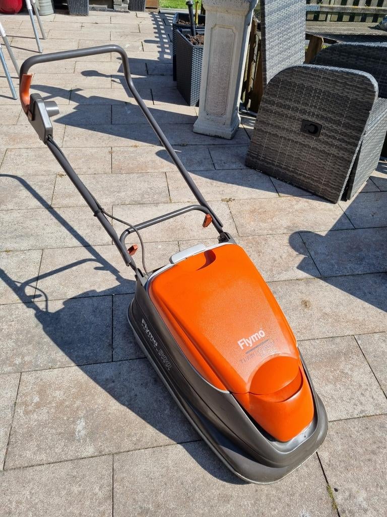 Flymo Turbo Compact 300 elektrische zweefmaaier met opvangba, Tuin en Terras, Grasmaaiers, Ophalen, Gebruikt, Elektrische grasmaaier