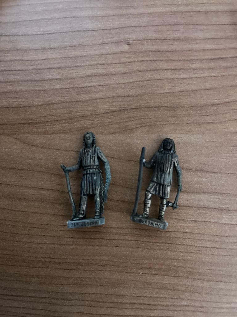 Ferrero metalen giguurtjes Chief Joseph en Geronimo, Ophalen of Verzenden, Gebruikt