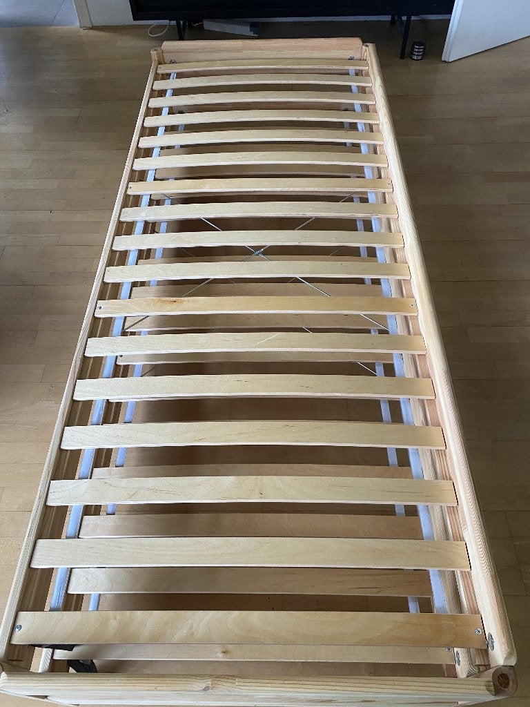 2 X IKEA UTÅKER Stapelbaar bed (80x200 cm) inc IKEA matras, Ophalen, Verstelbaar, Overige kleuren, Tweepersoons