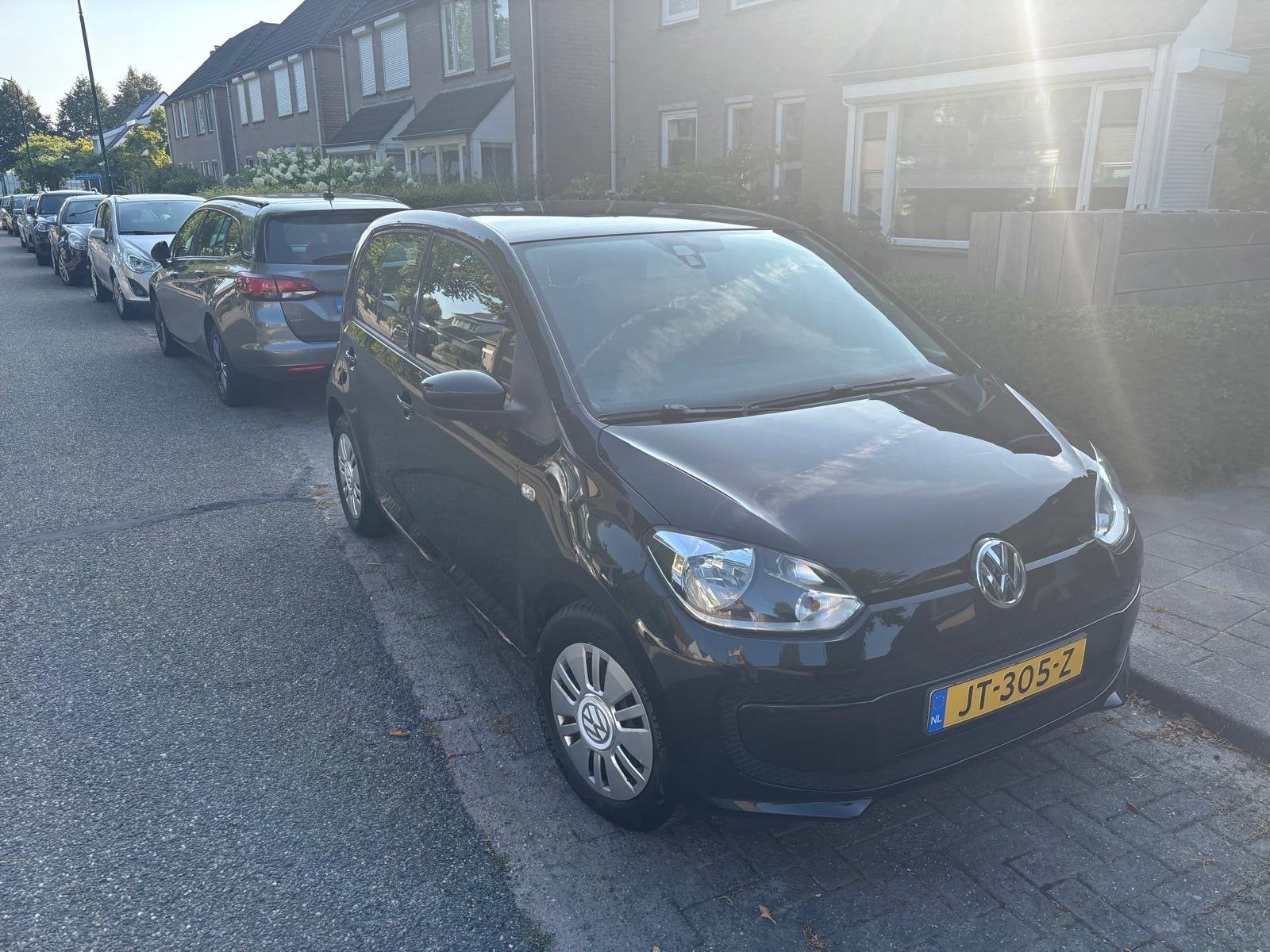 Volkswagen up! 1.0 44KW/60PK 5-DRS 2016 Zwart, Auto's, Voorwielaandrijving, Up!, 840 kg, 4 stoelen