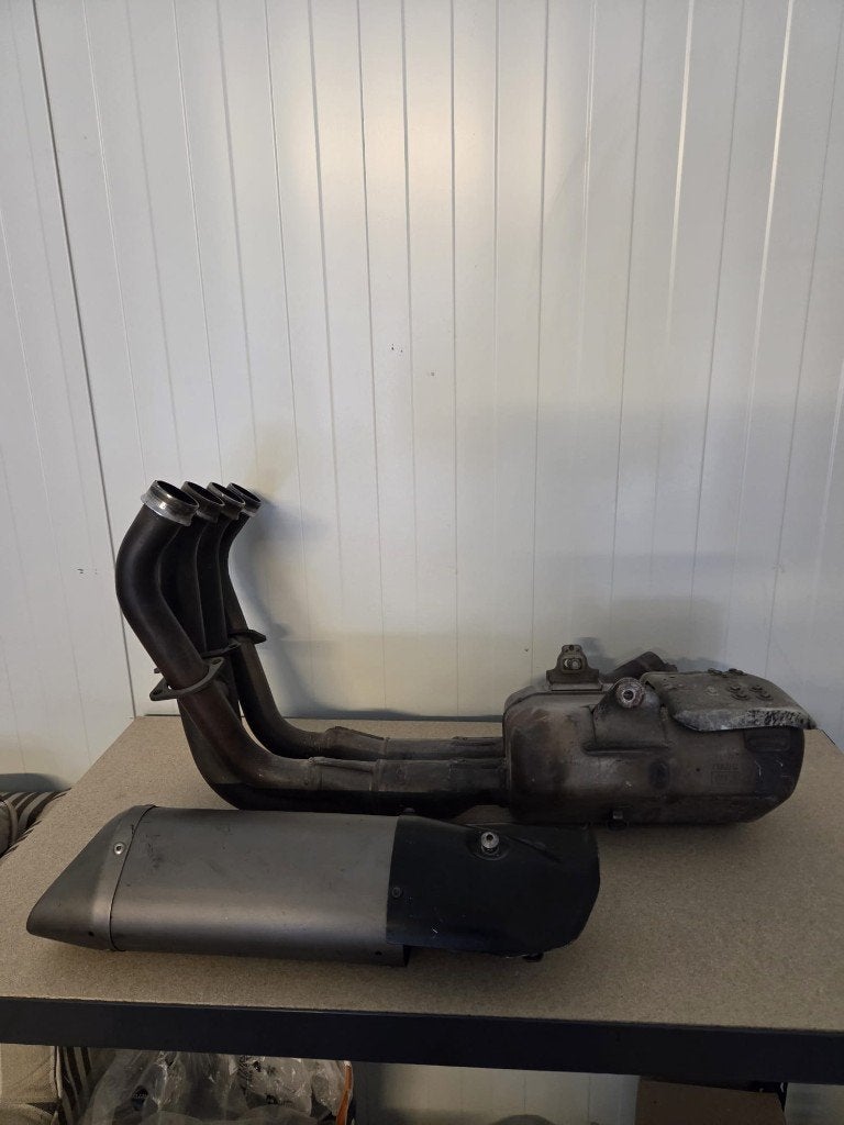 Originele Yamaha R6 RJ15 uitlaat compleet, Ophalen of Verzenden, Gebruikt