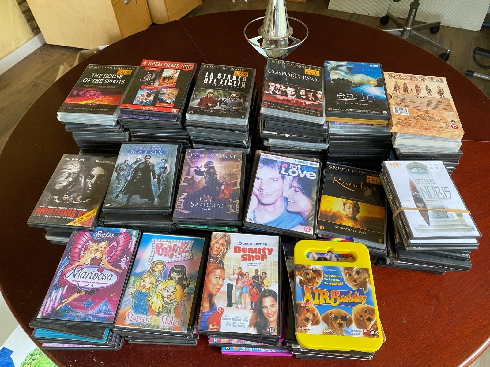 Grote collectie DVD's - Diverse genres ong. 250 stuks, Ophalen, Alle leeftijden, Nederlands, Inclusief doosje
