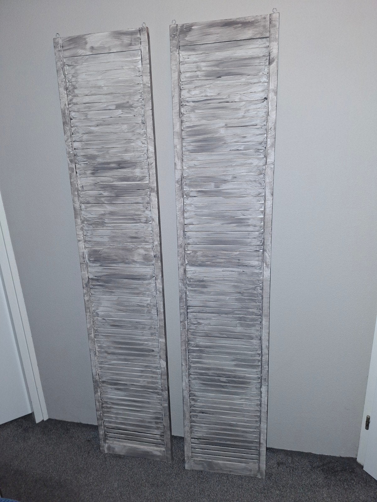 Set van 2 houten louvre deuren - grijs geverfd, Ophalen, Gebruikt, Minder dan 80 cm, Overige typen