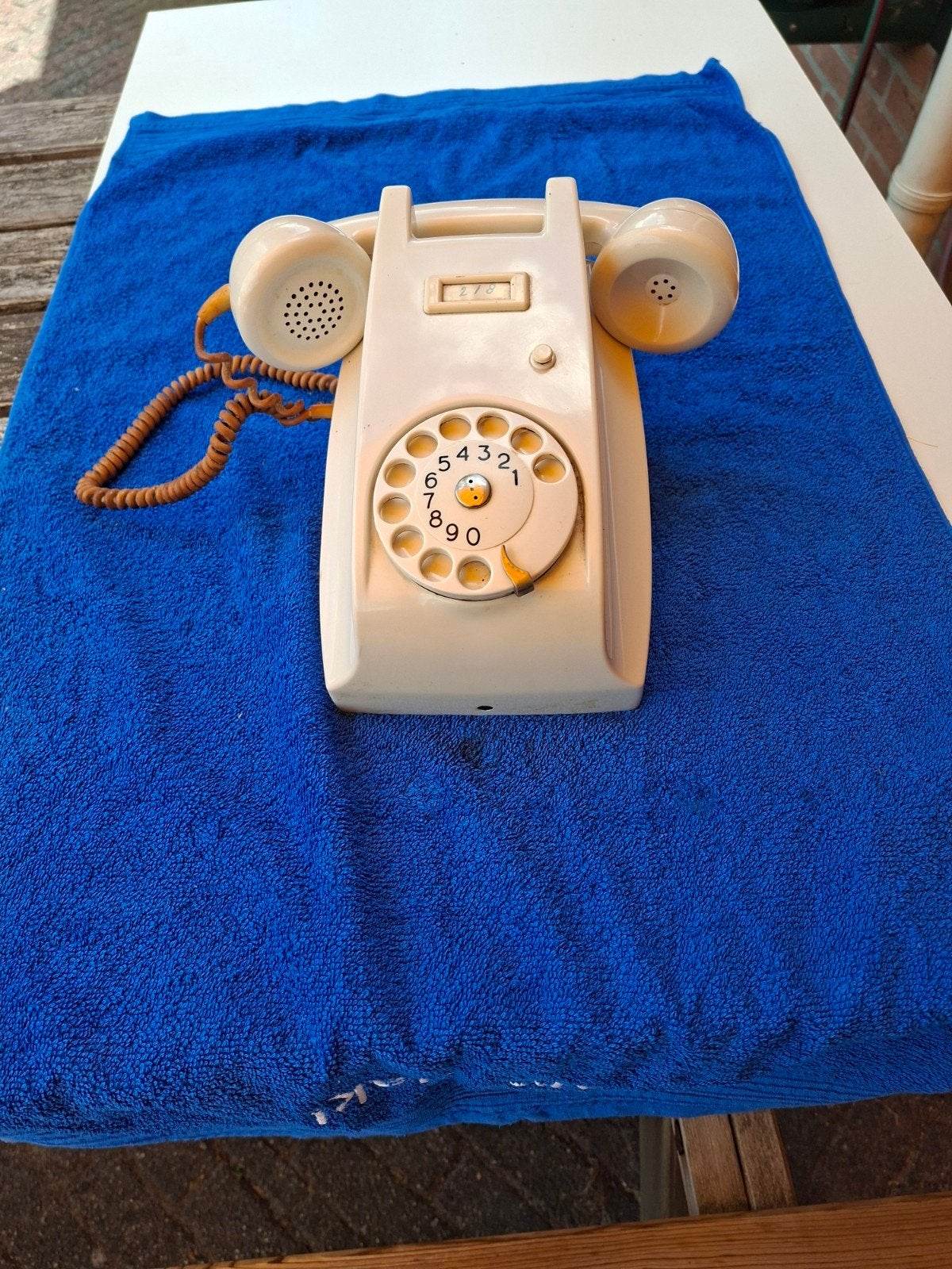 Anieke witte Ericsson PTT wandtelefoon, Ophalen of Verzenden