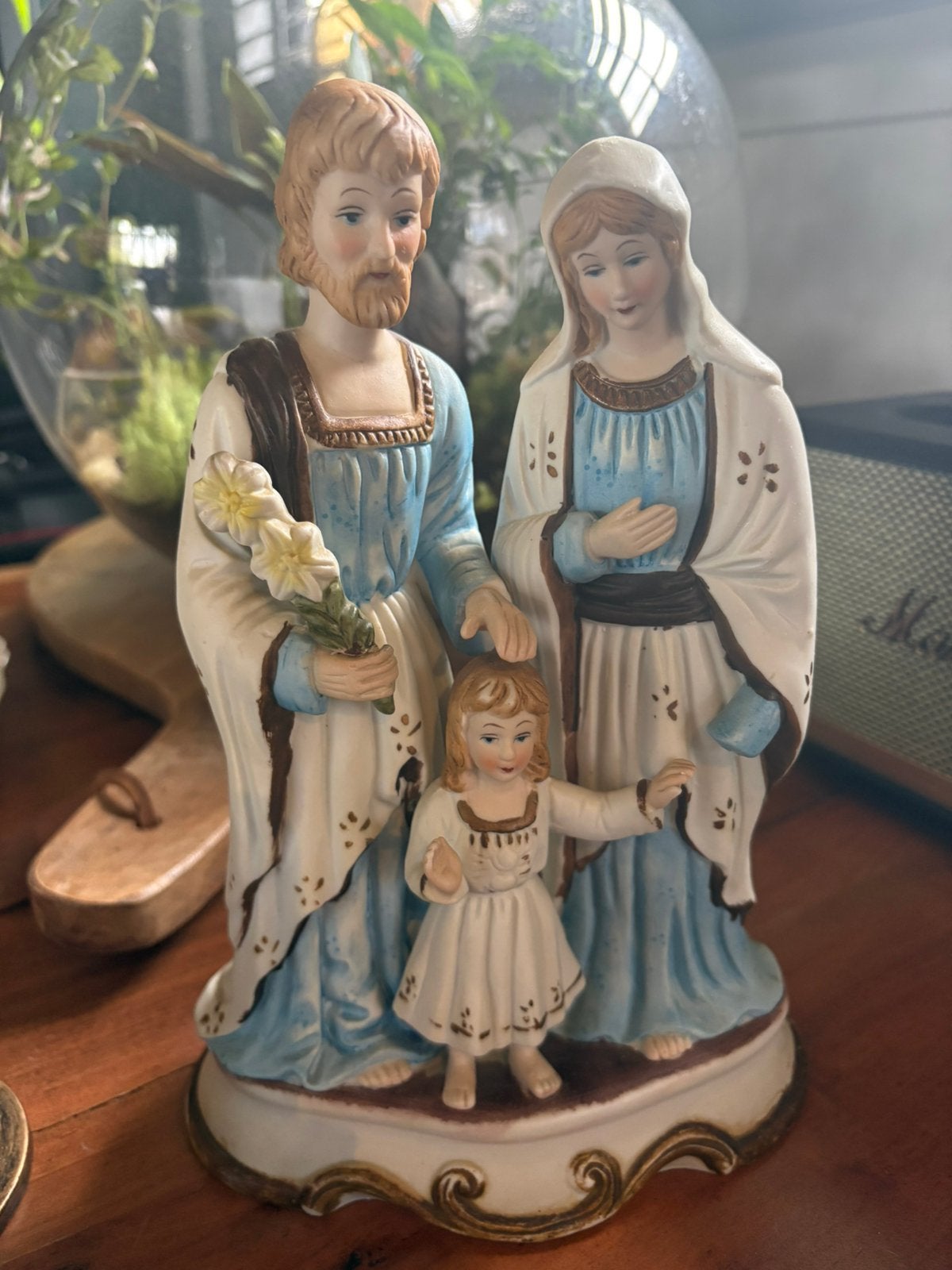 Antieke heiligenbeeld van de Heilige Familie, Ophalen