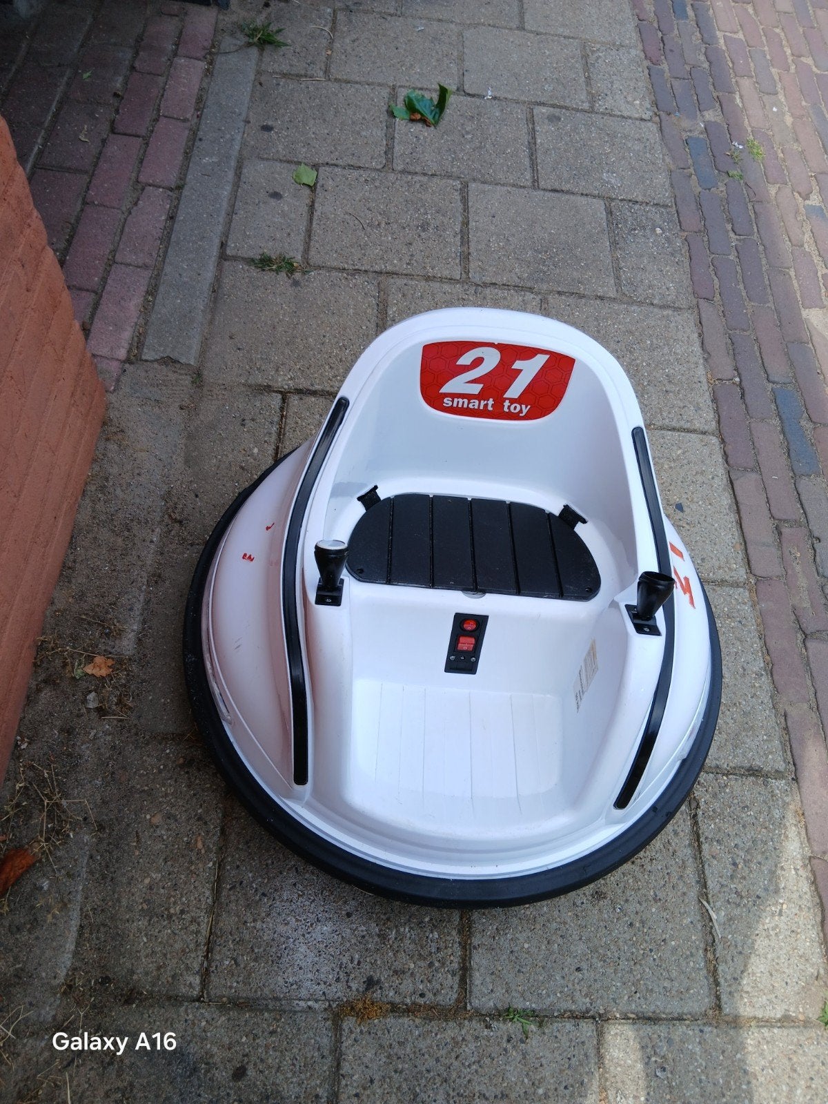 Elektrische Bumper Car voor Kinderen - Wit met Rood, Ophalen, Gebruikt