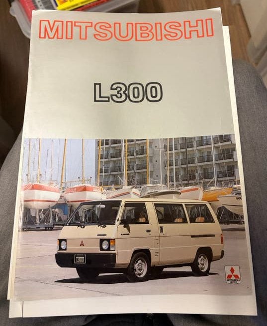 Mitsubishi L300 brochure, Ophalen of Verzenden, Zo goed als nieuw, Mitsubishi
