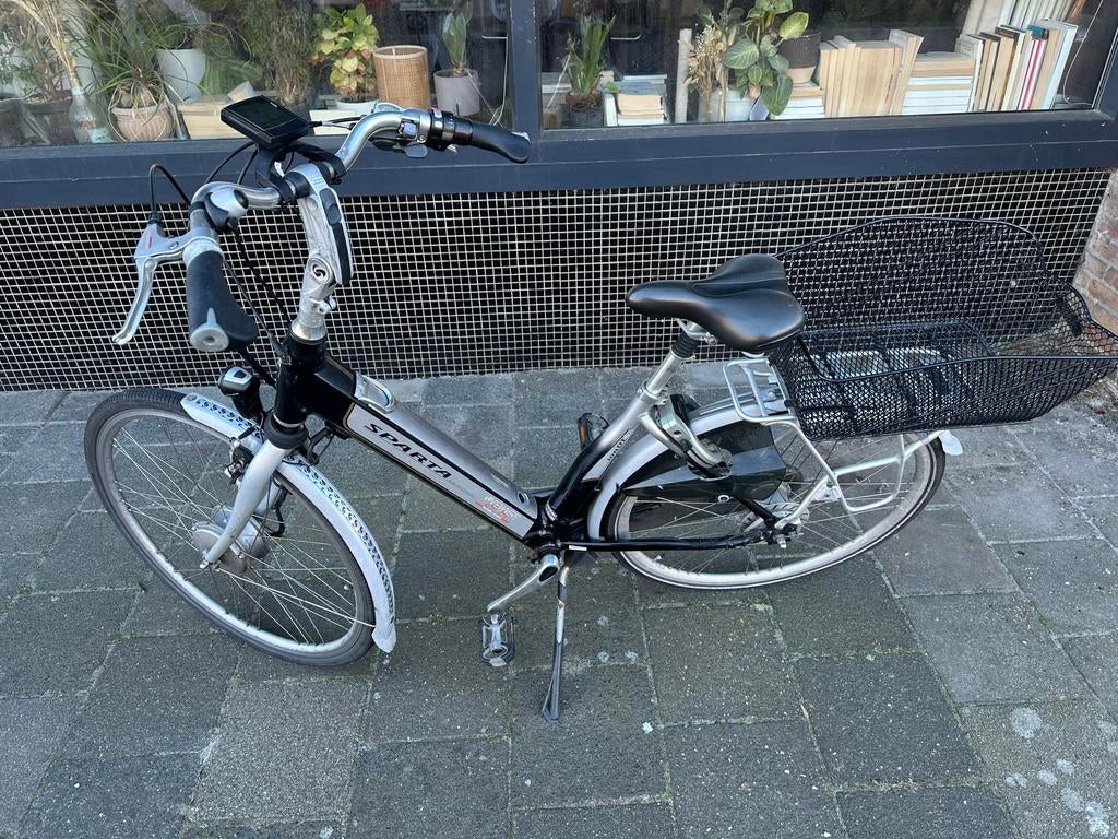 Gebruikte Sparta elektrische fiets, Fietsen en Brommers, Elektrische fietsen, Ophalen, Minder dan 30 km per accu, Sparta, Gebruikt