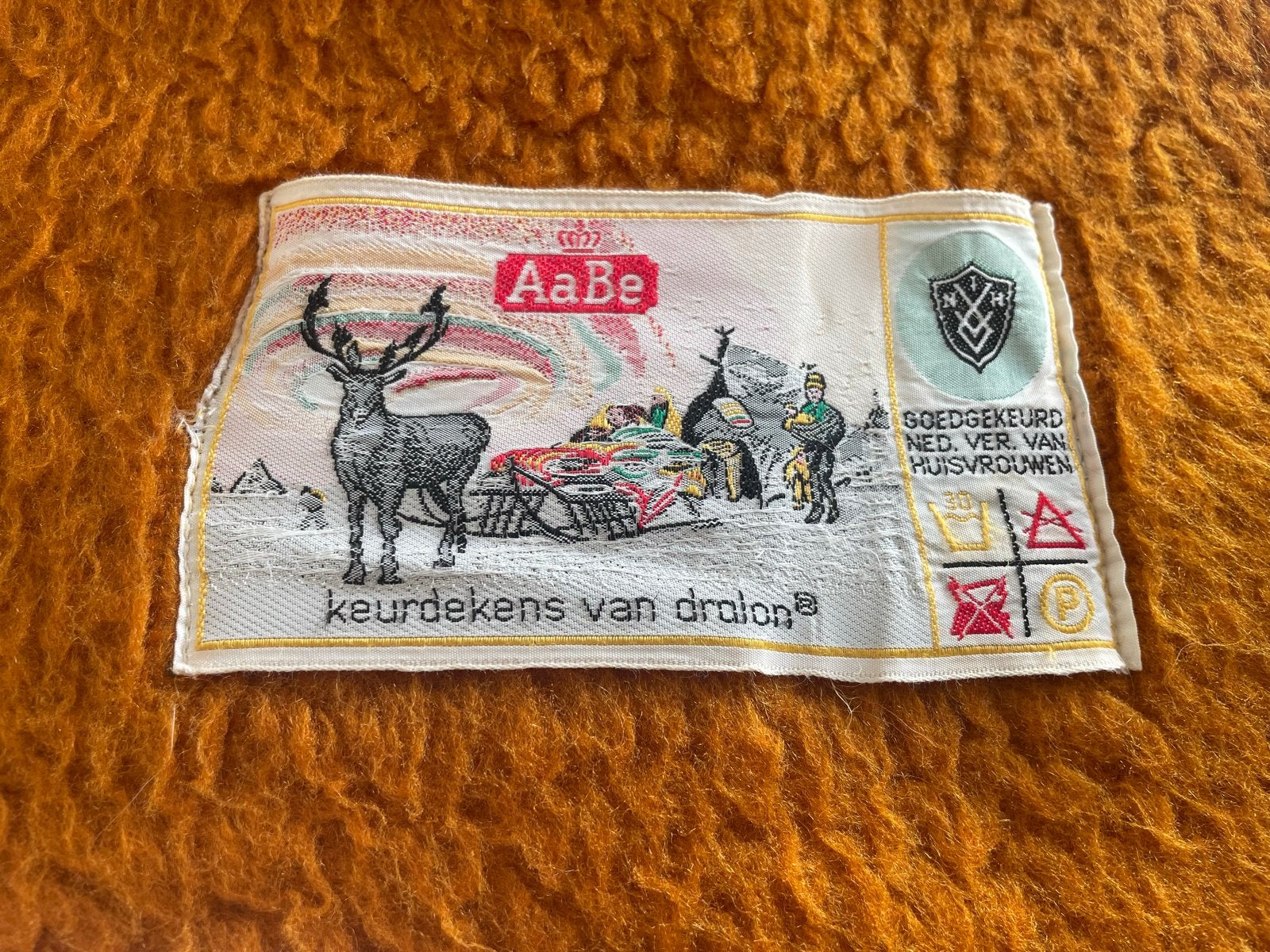 Vintage Dralon Deken 240x240 - Oranje/Geel Geruit  gewassen, Huis en Inrichting, Slaapkamer | Beddengoed, Gebruikt, Lits-jumeaux