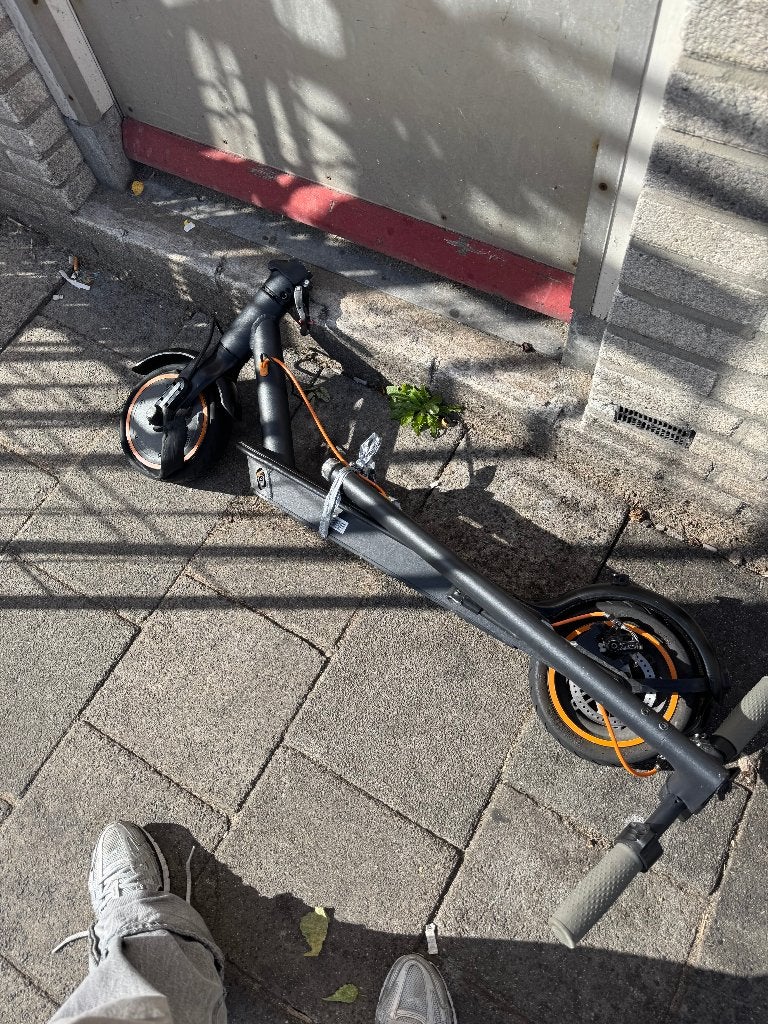 Kapotte Ninebot elektrische  step, Ophalen, Gebruikt, Elektrische step (E-scooter), Ninebot