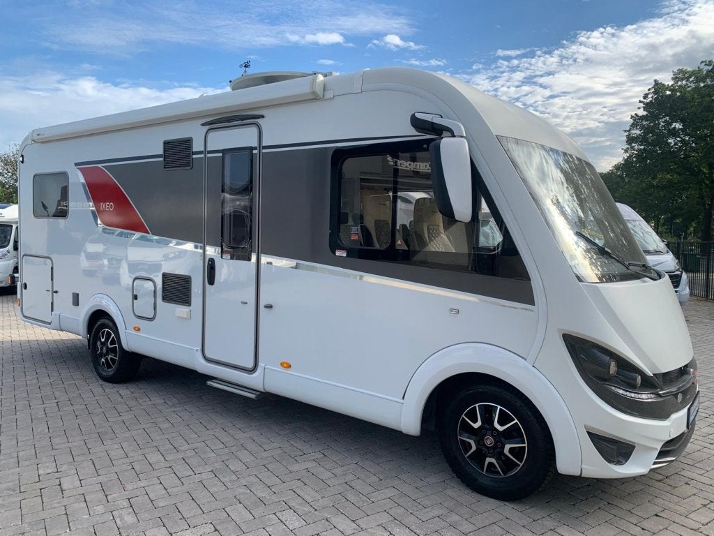Bürstner Ixeo I728 Enkele bedden Hefbed 62000 km 20, Caravans en Kamperen, Integraal, Fiat, Bedrijf, Bürstner