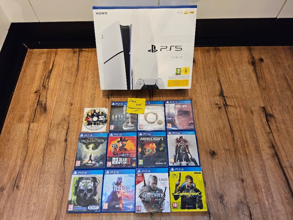 PS5 Disc met 12 Games!!! Gesealed!! Nieuw in doos met bon!!!, Spelcomputers en Games, Spelcomputers | Sony PlayStation 5, Ophalen of Verzenden