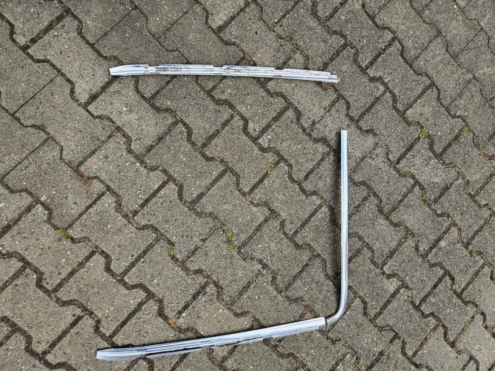 Mercedes W126 chroomdelen voorruit, Ophalen of Verzenden, Gebruikt, Mercedes-Benz