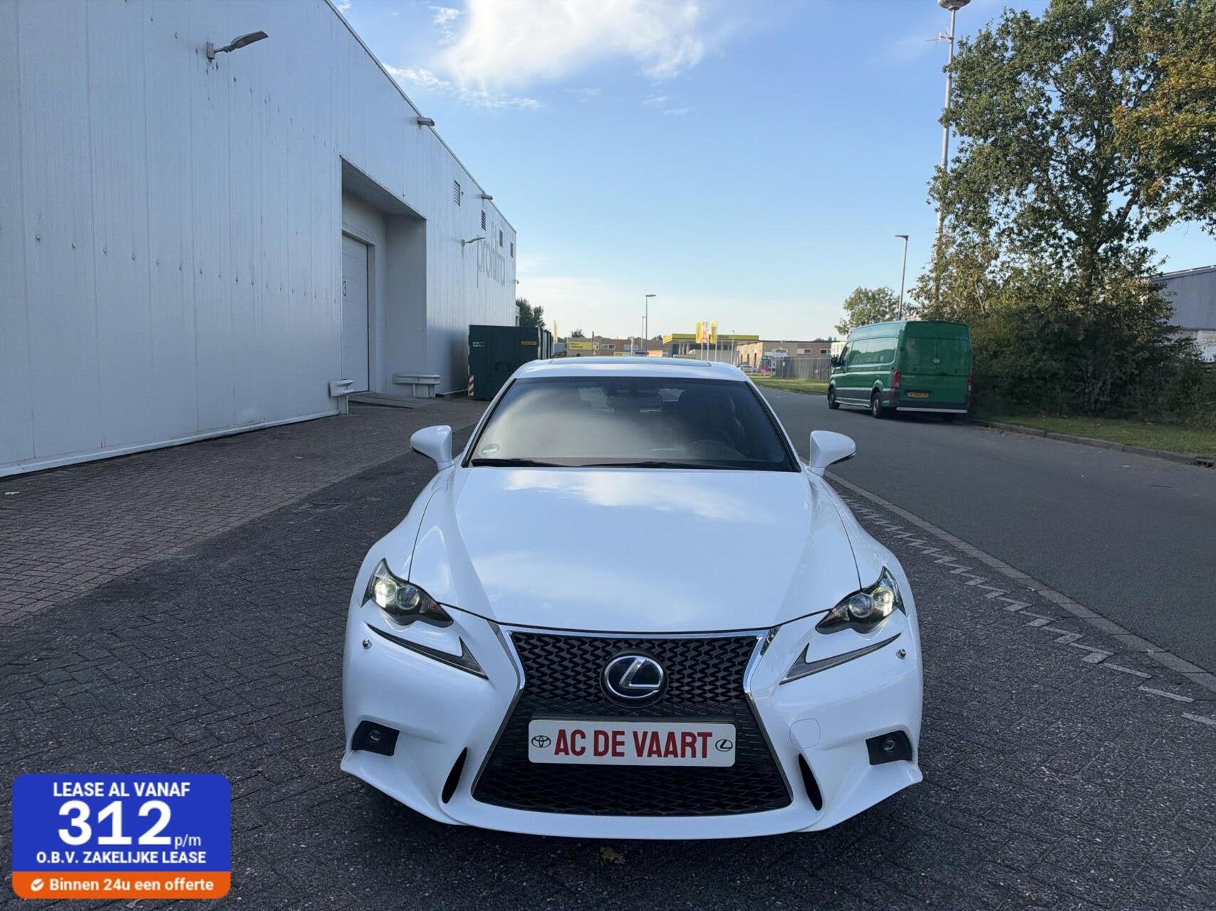 Lexus IS 300h F Sport Edition - UNIEK/NAVI/CAMERA/LEER/NAP, Auto's, Euro 5, Achterwielaandrijving, Gebruikt, Wit